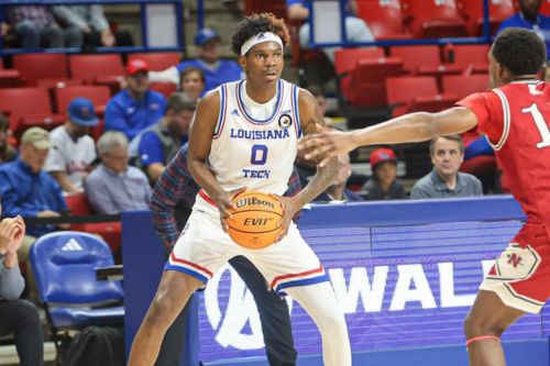 Short-handed Dogs down Colonels | Lincoln Parish Journal