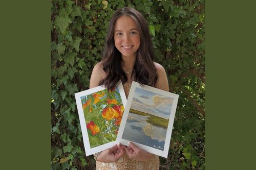 Local artist Ragan Thorne balances motherhood, creative talents ...
